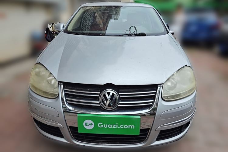 Used Volkswagen Sagitar 2009 1.6L Manual Comfort Edition
