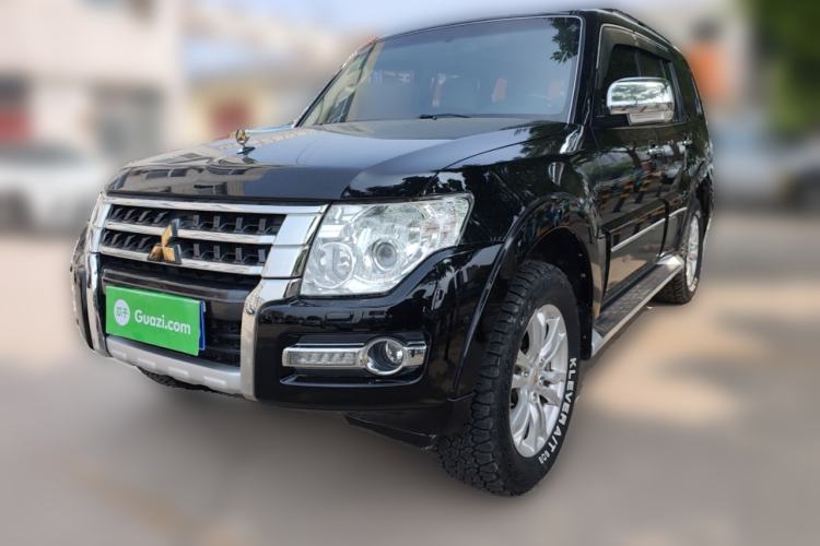 Used Mitsubishi Pajero 