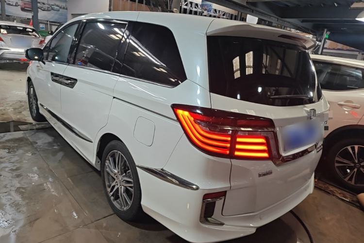 Used Honda Elysion 2019 2.0L Hybrid Luxury Edition