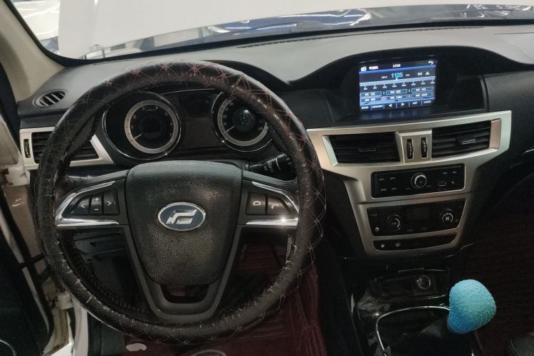 Used Foday Landfort 2016 1.9T Diesel Two-Wheel Drive Elite Edition 5 Seats