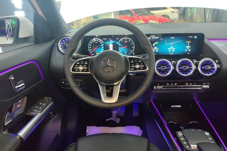 Used Mercedes-Benz GLA 2022 Facelifted GLA 200 Steering Wheel