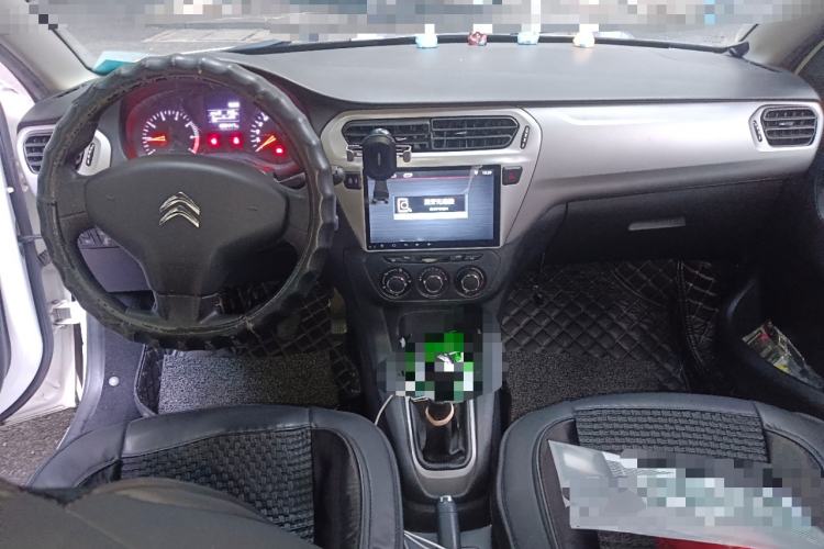 Used Citroen Elysee 2018 1.6L Manual Fashion Edition Center Console