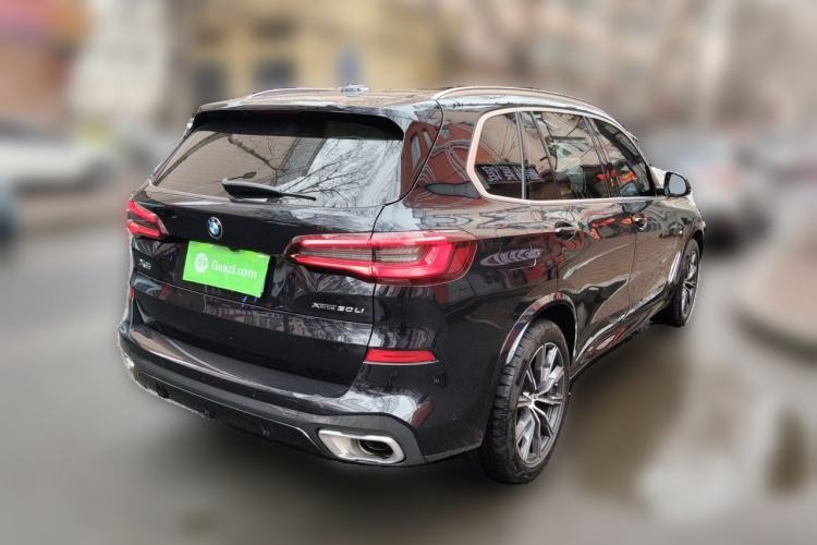 Used BMW X5 2022 xDrive 30Li M Sport Package
