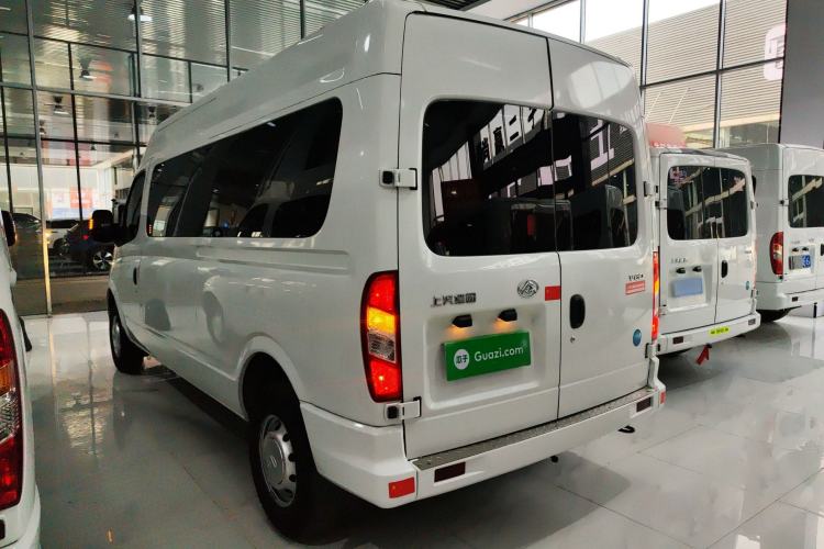 Used SAIC MAXUS Xintu V80 2021 2.0T Manual Classic Aoyuntong Long Wheelbase Mid-Roof 6/7/8/9-Seater
