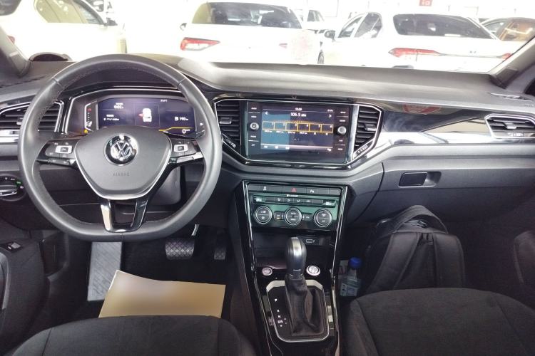 Used Volkswagen T-ROC 2018 280TSI DSG Two-Wheel-Drive Luxury Version China V Emission Standard