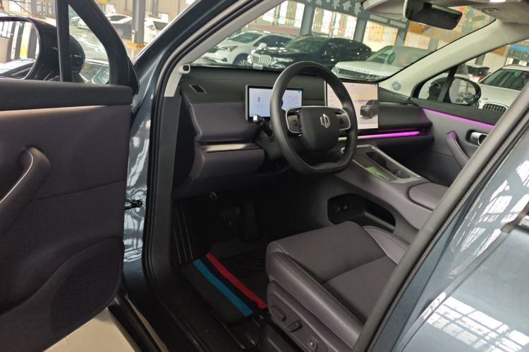 Used Leapmotor C16 2026 All-Electric 630 LiDAR Zhizun Edition 6 Seats
