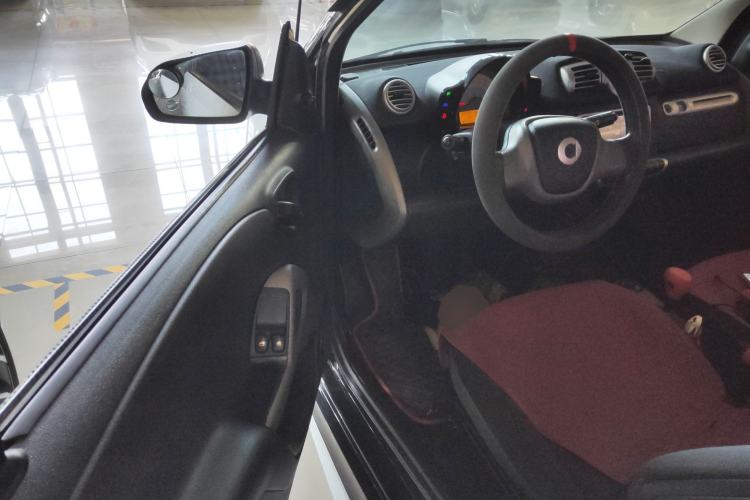 Used smart fortwo 2015 1.0 MHD Comfort Travel Edition
