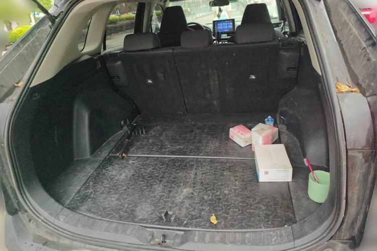 Used Toyota RAV4 2021 2.0L CVT Two-Wheel Drive Fashion Edition