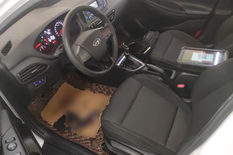 Used Hyundai Celesta 2018 1.6L Automatic GL Enjoyment Edition China VI compliant Left Front Seat