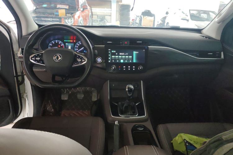 Used Dongfeng Palazzo 2022 2.0T Manual Two-Wheel Drive Luxury Version