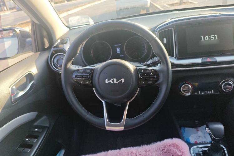 Used Kia kx1 Stonic 2021 1.4L CVT Fun & Sunroof Model
