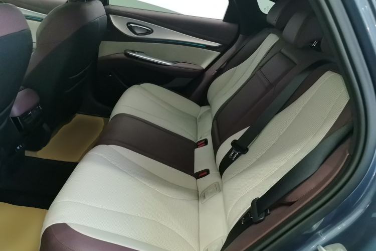 Used BYD Seal 07 DM-i 2025 Intelligent Driving Version DM-i 1.5L 125 km Prestige Edition Left Rear Seat