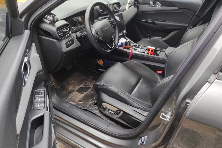 Used Lynk & Co 03 2021 2.0TD Automatic Trendy Champion Edition Driver Seat