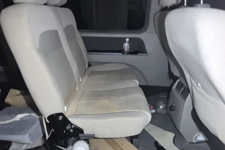 Used FORTHING Lingzhi 2017 Restyled M3L 1.6L 7-Seater Comfort Version
