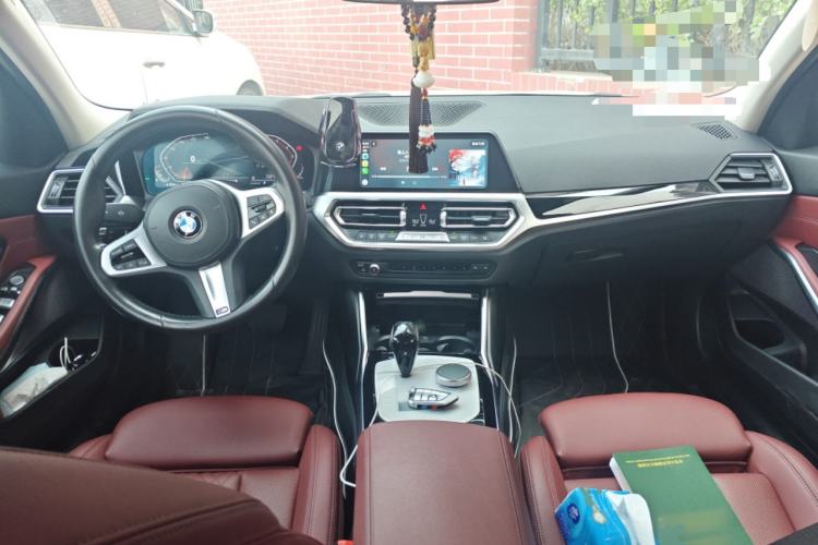 Used BMW 3 Series 2022 Restyled 320Li M Sport Package Center Console