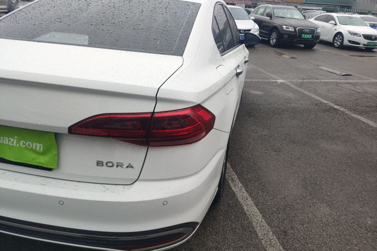 Used Volkswagen Bora 2023 1.5L Automatic Changer Limited Edition Exterior 3
