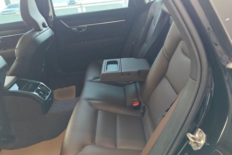 Used Volvo S90 2021 B5 Zhiyuan Luxury Edition
