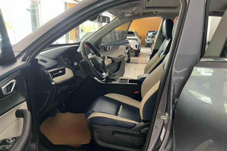 Used Chery Tiggo 5x 2023 1.5L CVT Fashion Edition Interior 5