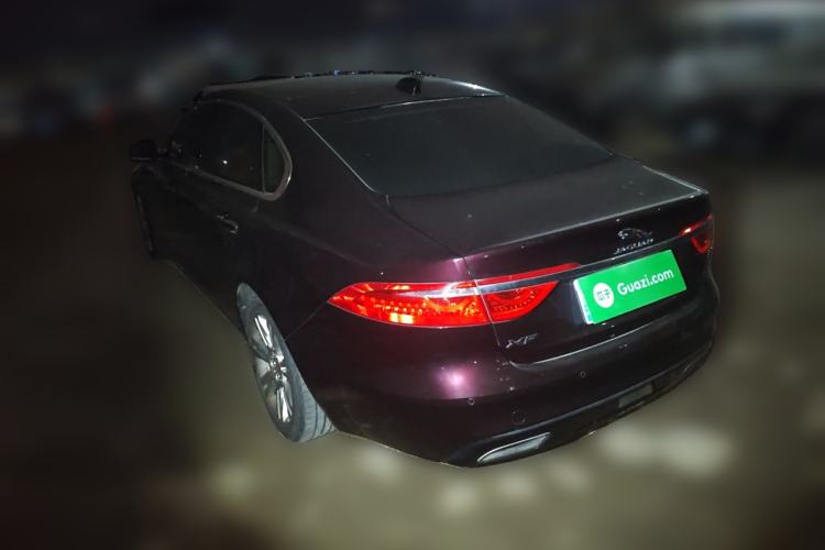 Used Jaguar XFL 2018 XFL 2.0T 250 PS Premium Edition
