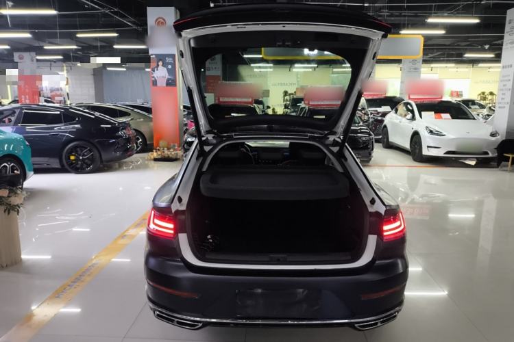 Used Volkswagen FAW-Volkswagen CC 2021 380TSI Striking Edition Trunk