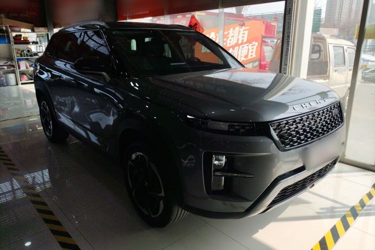 Used Chery Tiggo 7 C-DM 2025 1.5T 120KM Luxury Trim Front Right 45 Deg