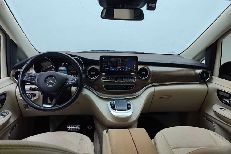 Used Mercedes-Benz V-Class 2021 V 260 Prestige Edition