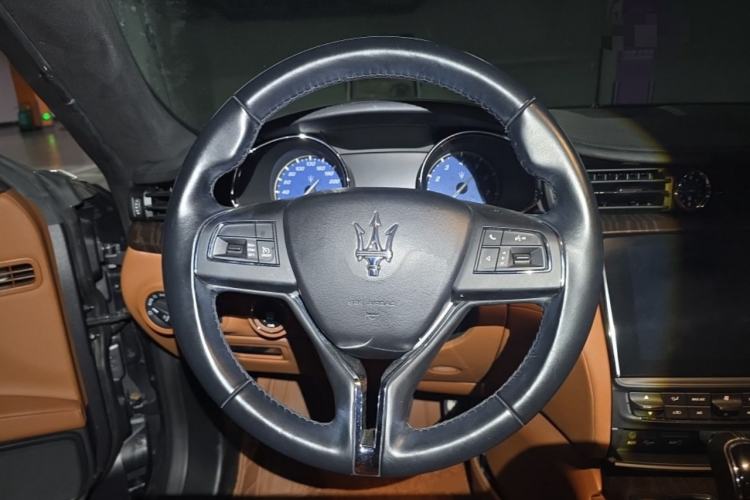 Used Maserati President 2018 3.0T Standard Edition Steering Wheel