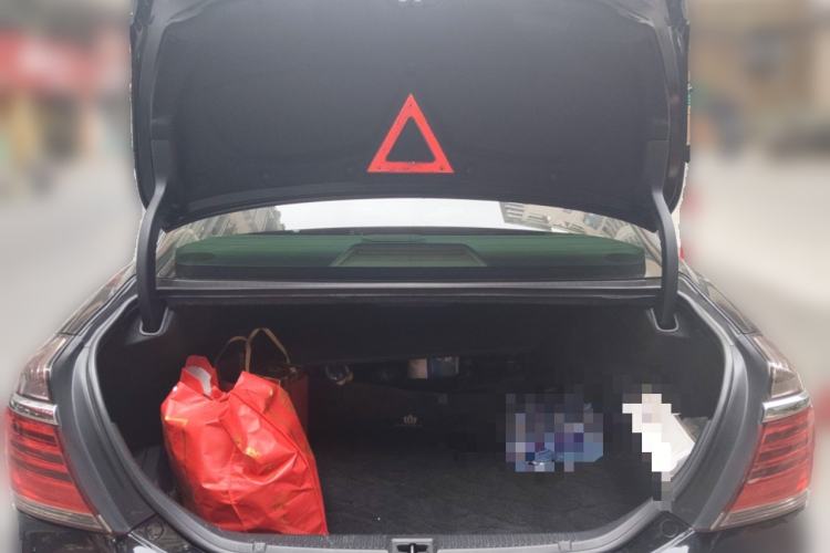 Used Toyota Crown 2012 2.5L Royal Leather Edition
