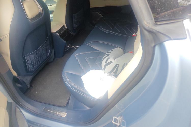 Used Zeekr 001 2021 Ultra-Long Range Dual-Motor YOU Version Left Rear Seat