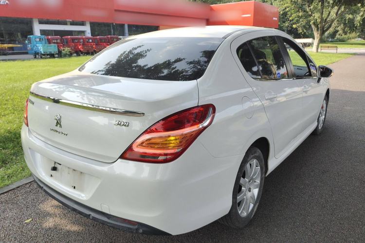 Used Peugeot 308 2014 Enjoy Edition Classic 1.6L Manual YouShang Model