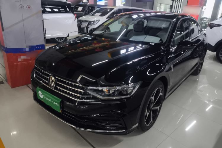 Used Volkswagen Magotan 2026 30 Million Vehicles Selected Model 380TSI DSG Luxury Edition