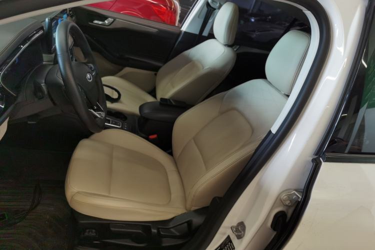 Used Ford Focus 2020 Sedan EcoBoost 180 Automatic Trend Edition