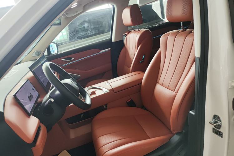 Used Wey Lanshan 2025 Four-Wheel Drive Max
