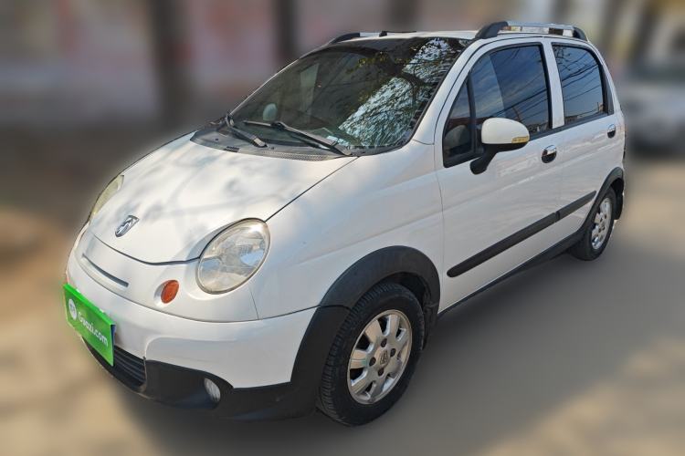 Used Baojun Lechi 2012 Revised Version 1.2L Manual Sporty Edition Dynamic Type