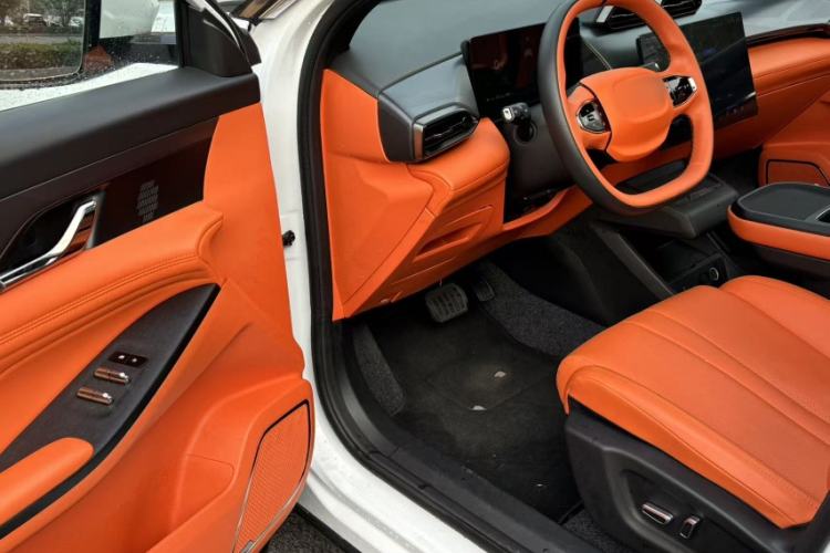 Used Dongfeng Aeolus L7 New Energy 2024 205 Plus Left Front Seat