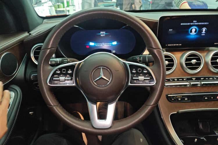 Used Mercedes-Benz GLC 2022 GLC 300 L 4MATIC Dynamic Edition Prestige Model Steering Wheel