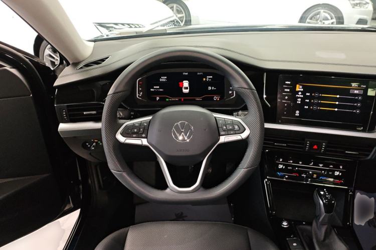 Used Volkswagen Passat 2026 Model, Outstanding 380TSI Longteng Edition