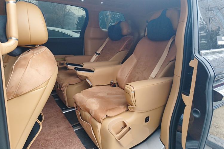 Used VOYAH Dream 2025 PHEV Four-Wheel-Drive Flagship Version – Qiankun Edition Left Rear Seat