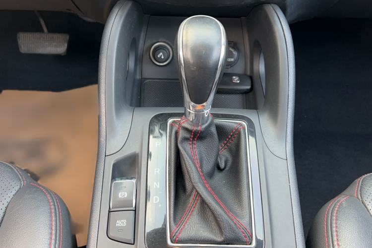 Used Changan CS75 2016 1.8T Automatic Elite Model China V Standard
