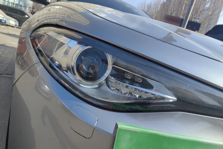 Used Alfa Romeo Giulia 2017 2.0T 280HP Luxury Edition Right Front Headlight