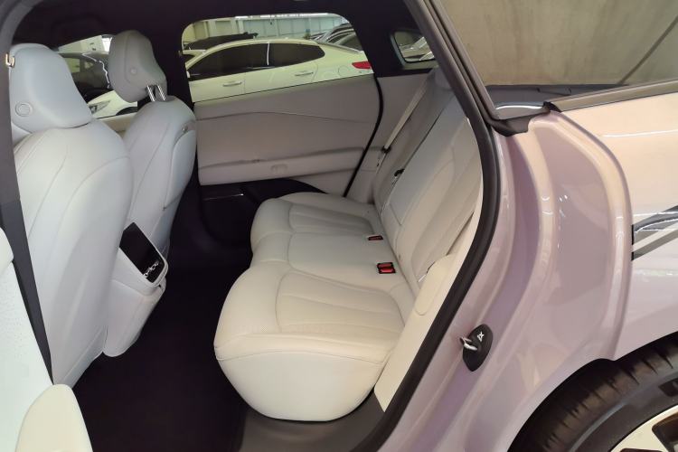 Used XPeng P7+ 2024 Ultra-Long Range Max Left Rear Seat
