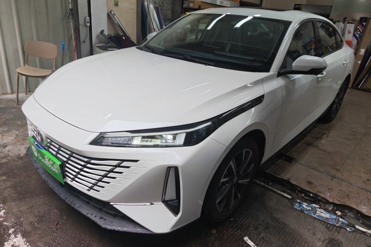 Used CHANGAN Eado 2025 Blue Whale 1.5T 500Bar Prestige Model