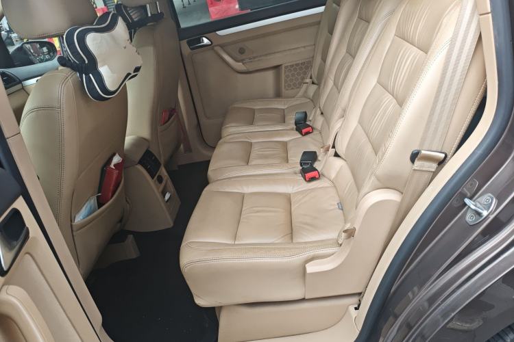 Used Volkswagen Touran 2011 1.4T Manual Zhiya Edition 5 Seats Left Rear Seat