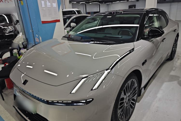 Used Lynk & Co Lynk & Co 10 EM-P 2025 Facelifted Model 240 All-Wheel Drive Ultra—Sport Edition
