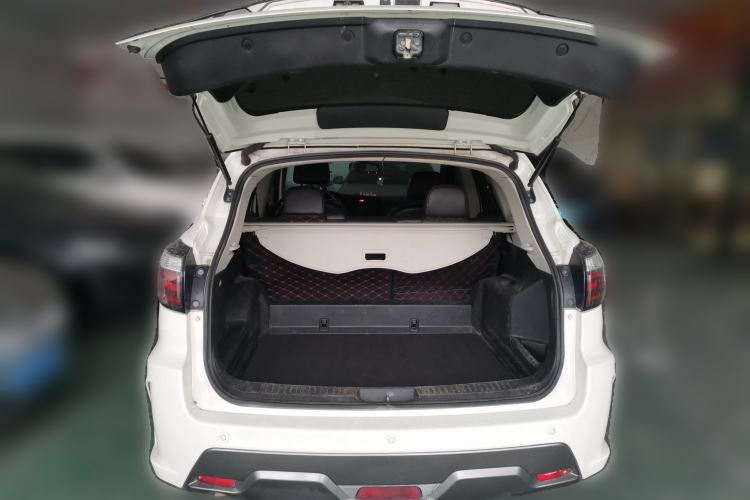 Used Venucia T70 2018 2.0L CVT Smart Enjoyment Version
