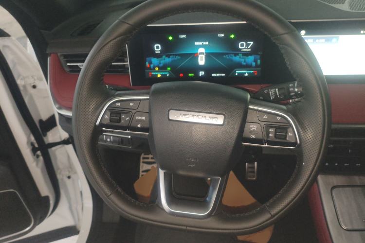 Used JETOUR X70 PLUS 2023 1.5T DCT Brave PLUS 5-Seater