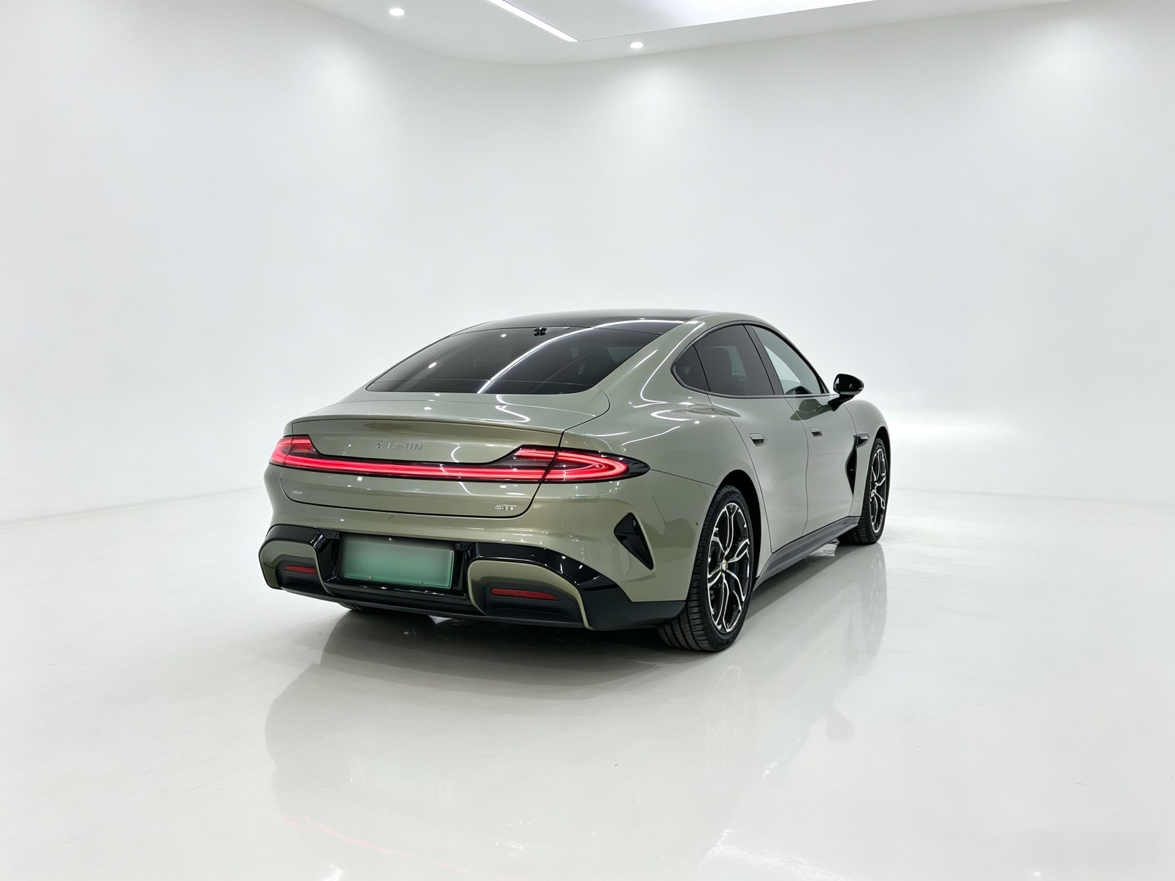 Xiaomi Auto SU7 2024 Rear-Drive Long-Range Intelligent Driving Version — снимка 6