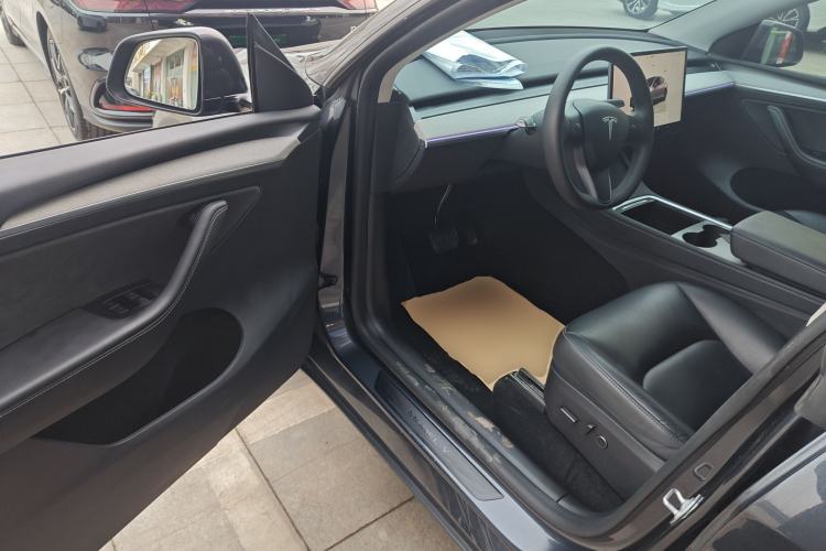 Used Tesla Model Y 2024 Rear-Wheel-Drive Version Driver Seat