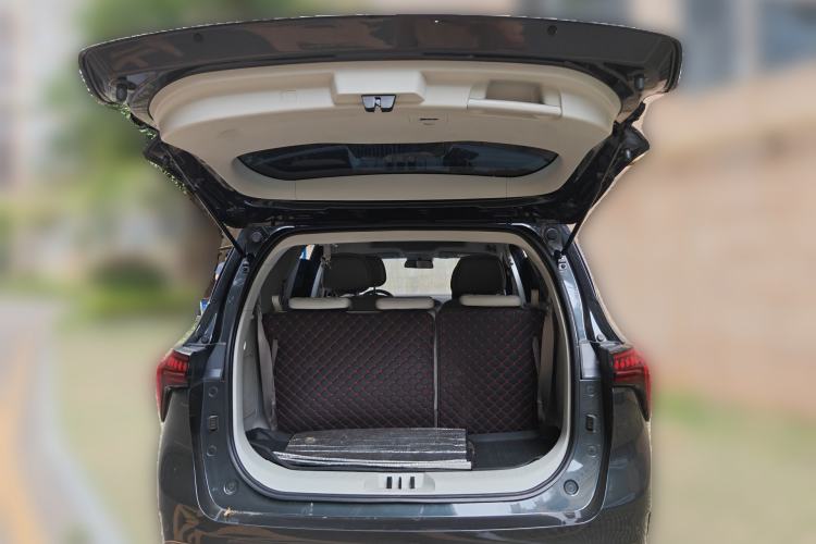 Used FORTHING Yacht 2022 1.5T DCT Chasing Wind Edition Trunk