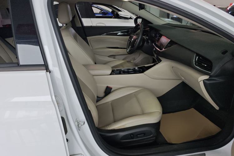 Used Buick Regal 2021 552T Elite Edition Right Front Seat